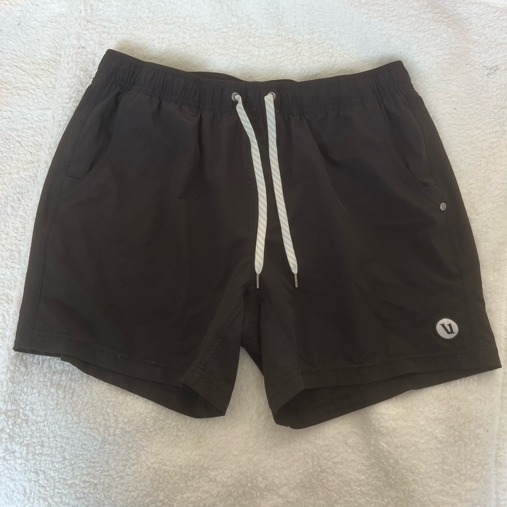 Vuori Kore Short 5” inseam